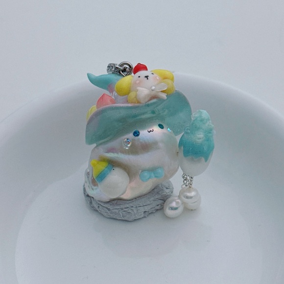P70 Handmade Baroque Pearl Fantasy Pendant – Cute Pastel Character Jewelry Gift - Picture 1 of 6